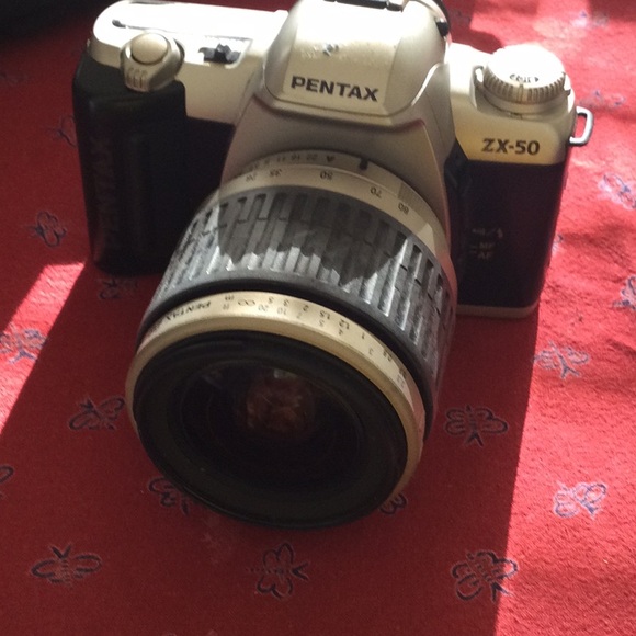 Pentax zx50